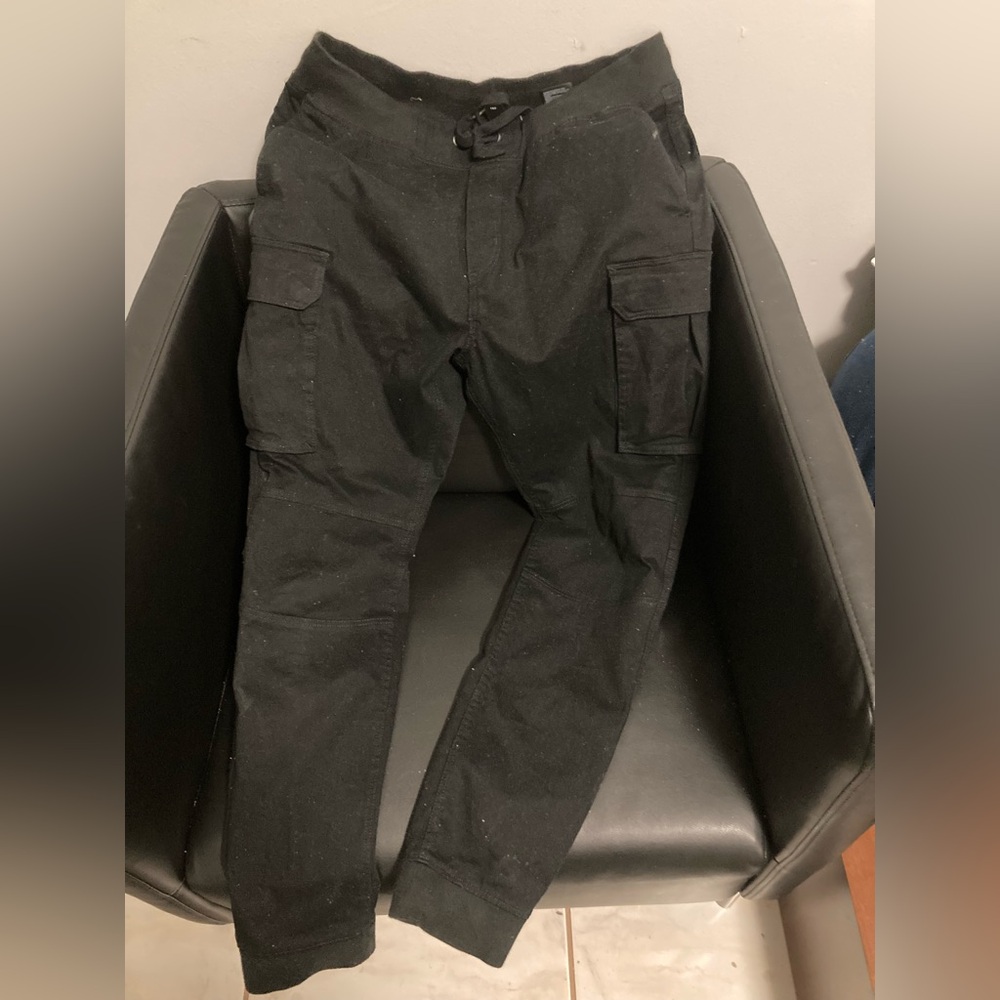 H&M Black Cargo Pants with adjustable Fit